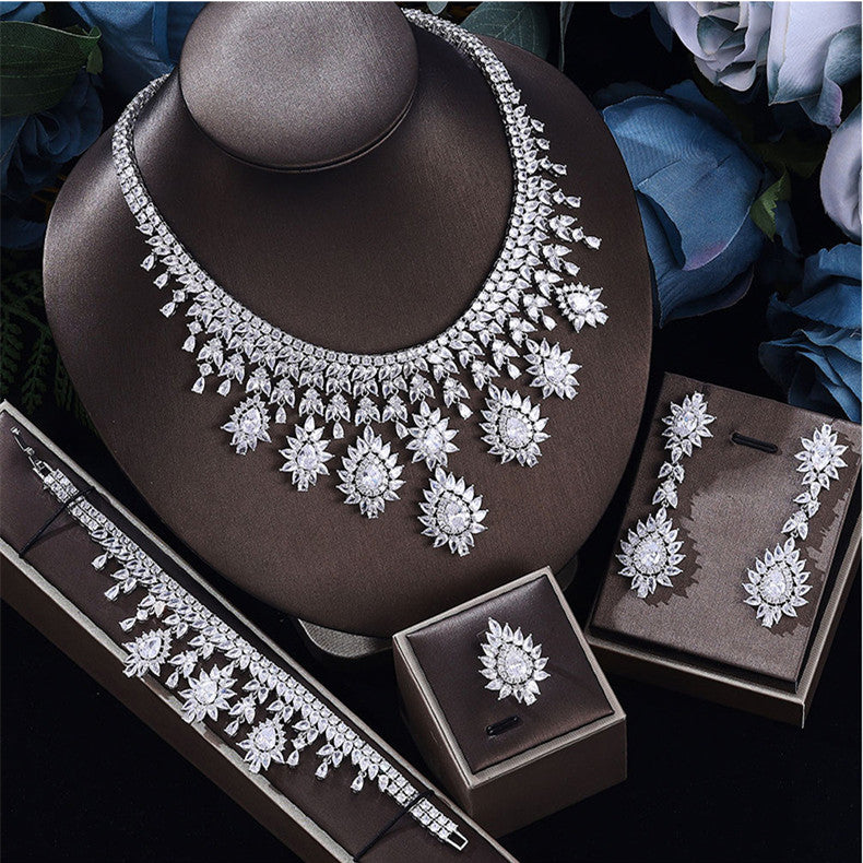 Women's Fashion Wedding Necklace Earrings Jewelry Set